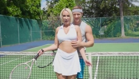 Sporty MILF leads young tennis coach into her bed for crazy sex