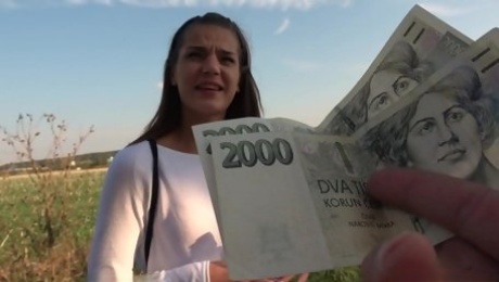 Hot Nana Garnet does dirty deeds outside for a decent amount of cash