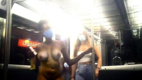 bulge in metro 52
