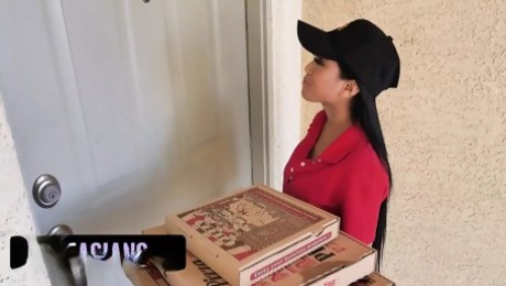 Pizza Delivery Asian Princess Gets Stuck In The Window & She Has To Suck 2 Unhelpful Dicks - TeamSkeet