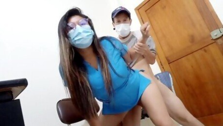 THE BEST SHOW! INTENSE SEX WITH THE DOCTOR AT THE DOCTOR'S OFFICE, REAL HOMEMADE PORN