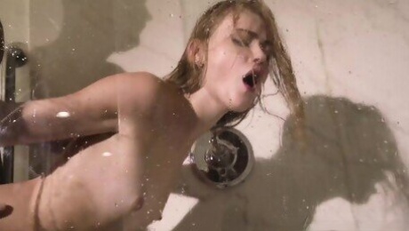 Hannah Hays Takes A Shower With A Big Dick