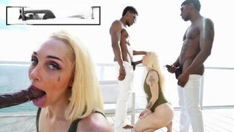 Naked Hustlers featuring Alexis Andrews's big ass white girls video