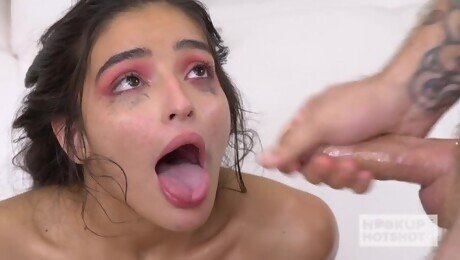 Blooming Emily Willis's babe trailer